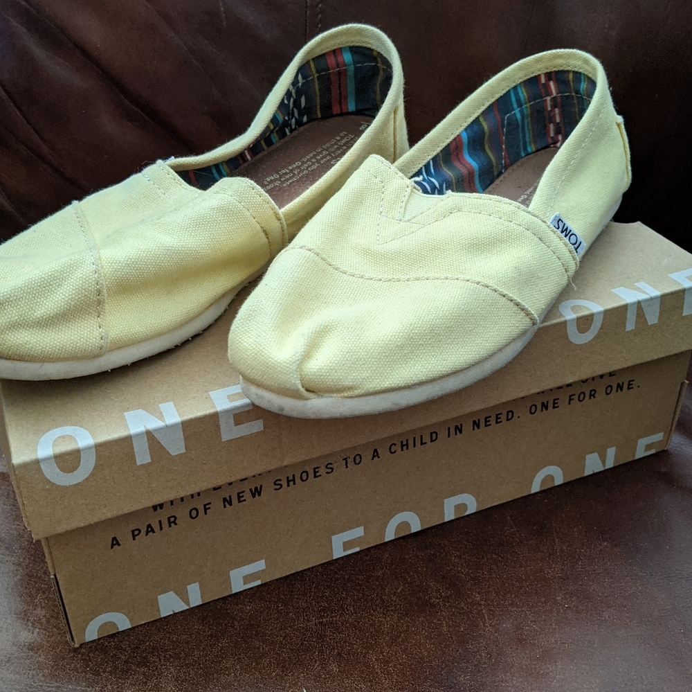 TOMS